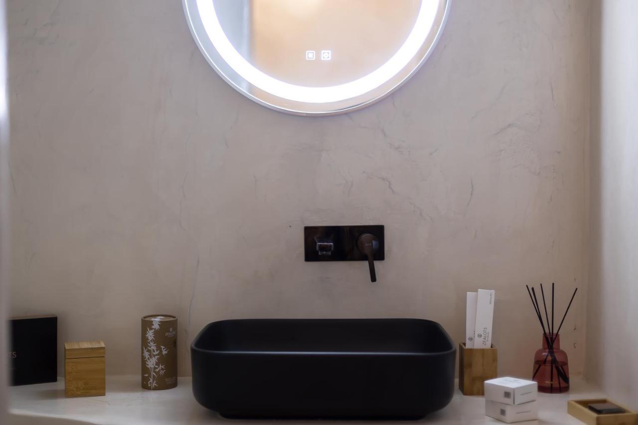 Divino Suites (Adults Only) 산토리니 외부 사진